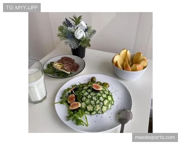 德约科维奇早餐只吃三颗蓝莓，说是怕影响下午打游戏